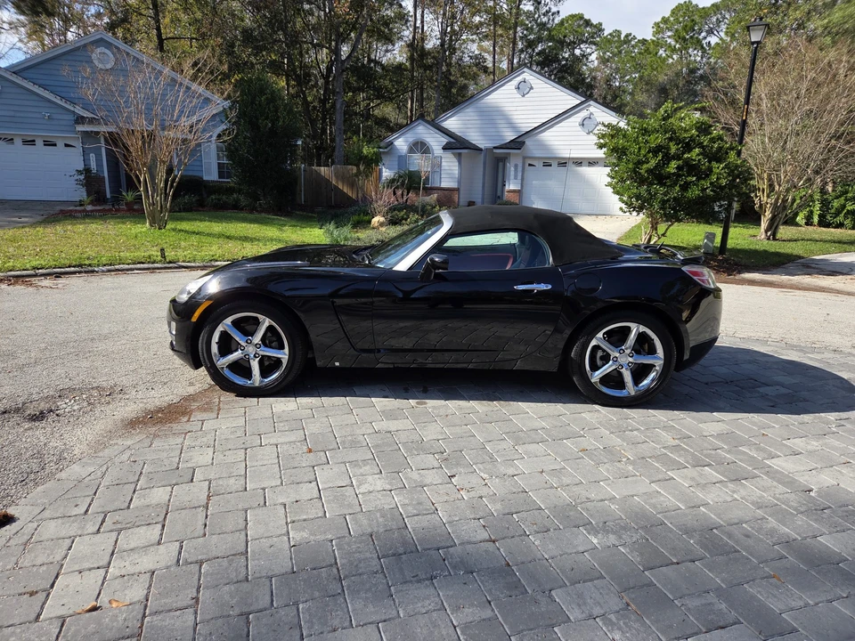 2007 Saturn Sky - Image 9 of 31