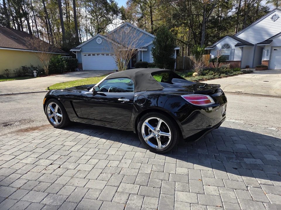 2007 Saturn Sky - Image 10 of 31