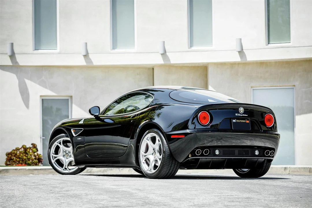 2008 Alfa Romeo 8C Competizione - Image 24 of 31