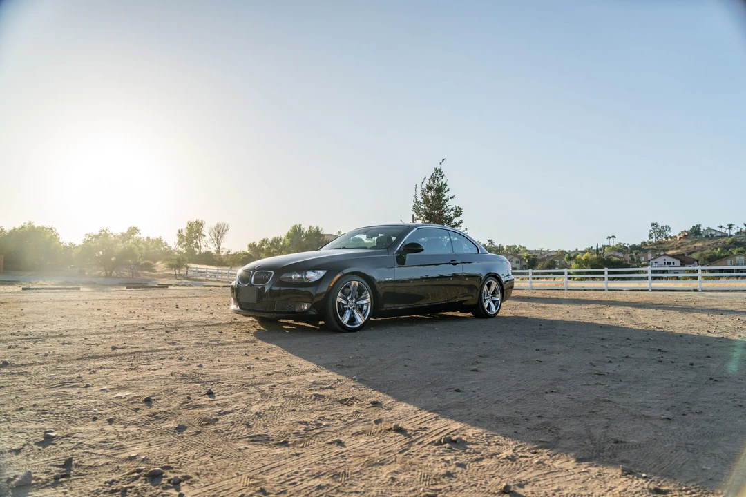 2008 BMW E93 335i Convertible - Image 13 of 31
