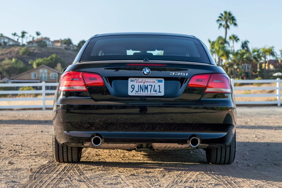 2008 BMW E93 335i Convertible - Image 16 of 31