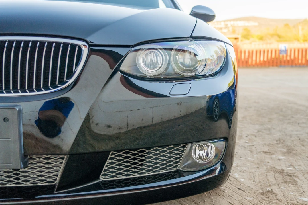 2008 BMW E93 335i Convertible - Image 29 of 31