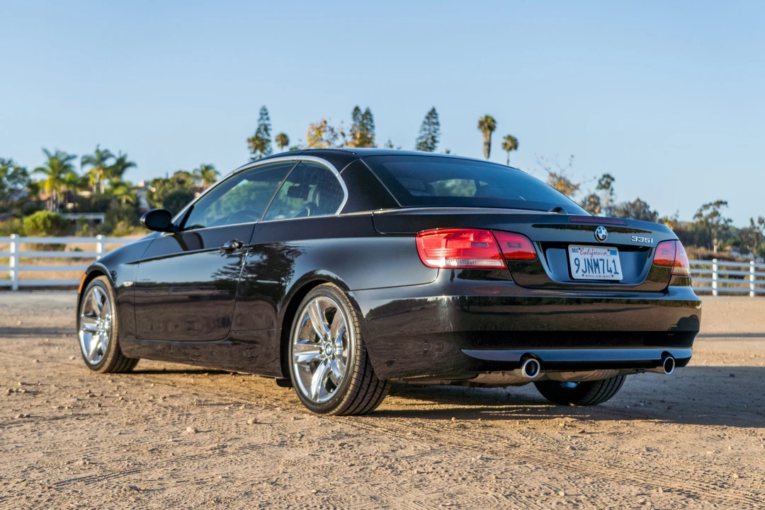 2008 BMW E93 335i Convertible - Image 15 of 31