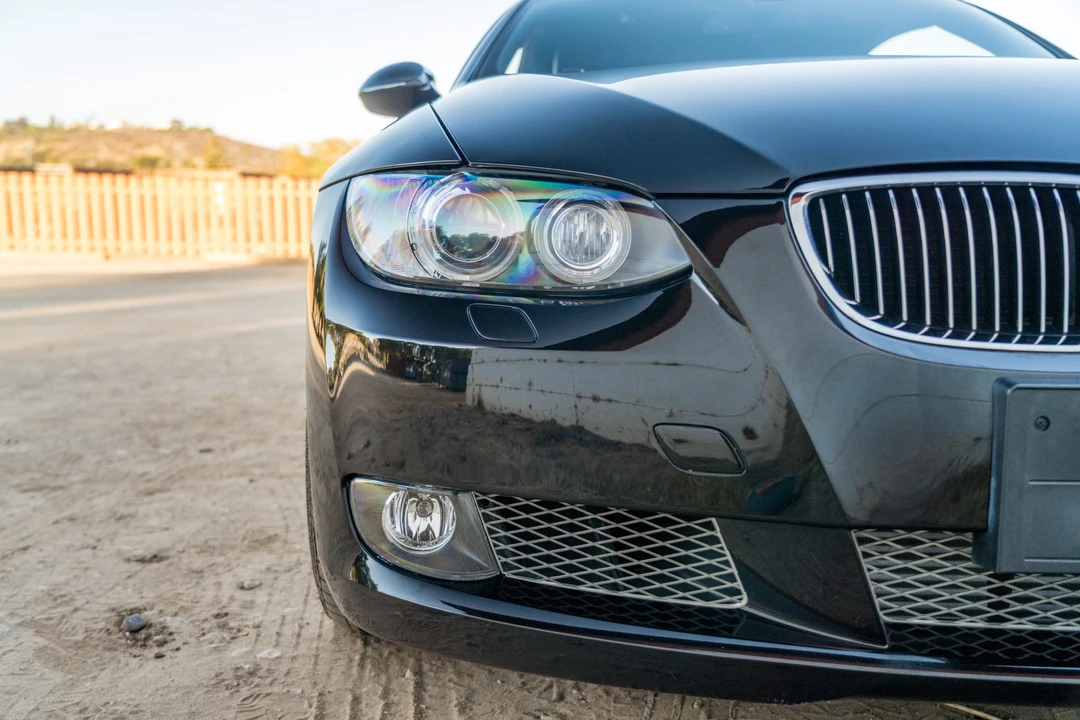 2008 BMW E93 335i Convertible - Image 28 of 31