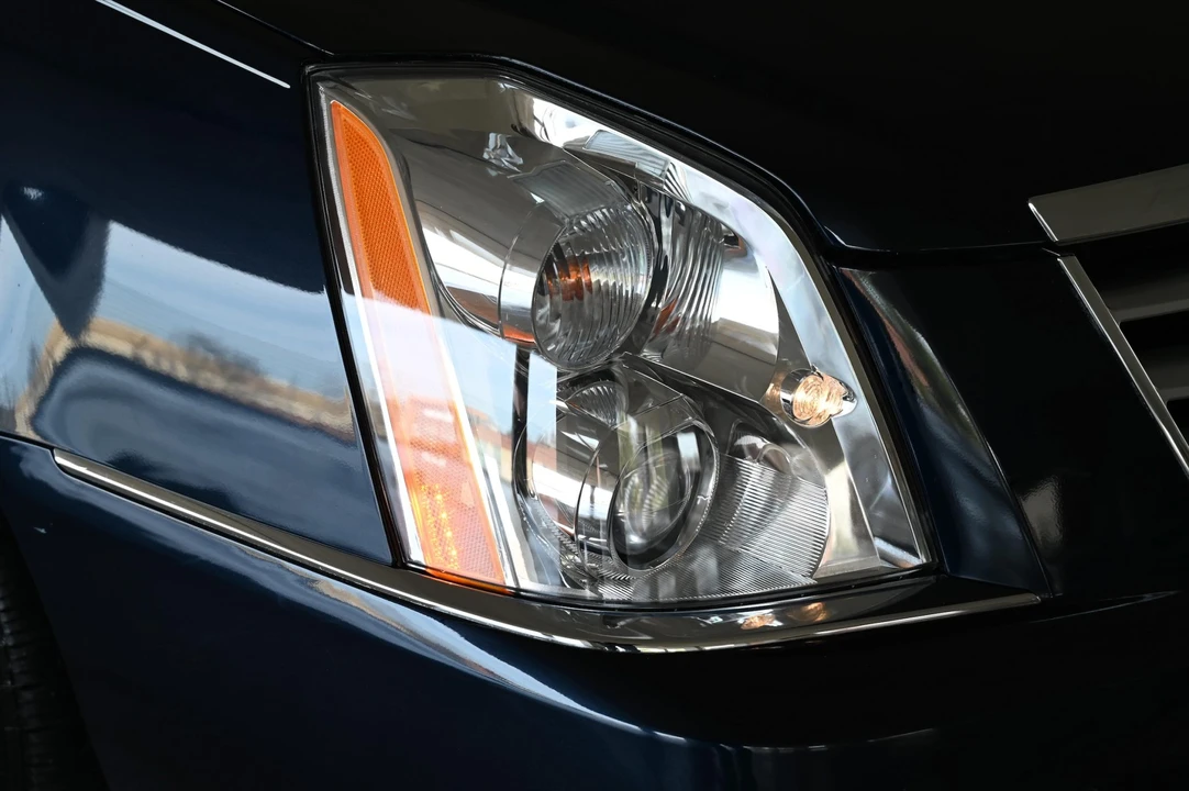 2008 Cadillac DTS - Image 25 of 31