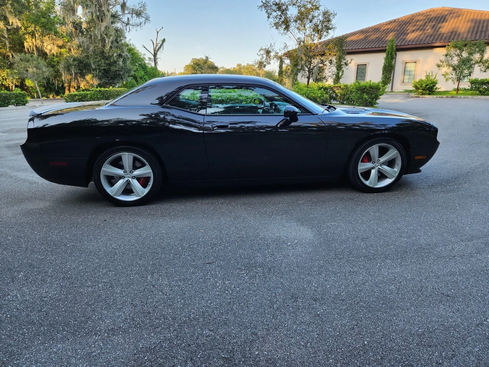 2008 Dodge Challenger SRT8 & 392 3rd Gen - Image 10 of 31