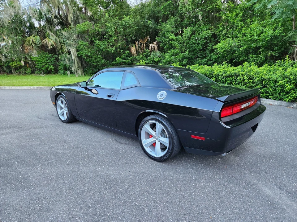 2008 Dodge Challenger SRT8 & 392 3rd Gen - Image 18 of 31