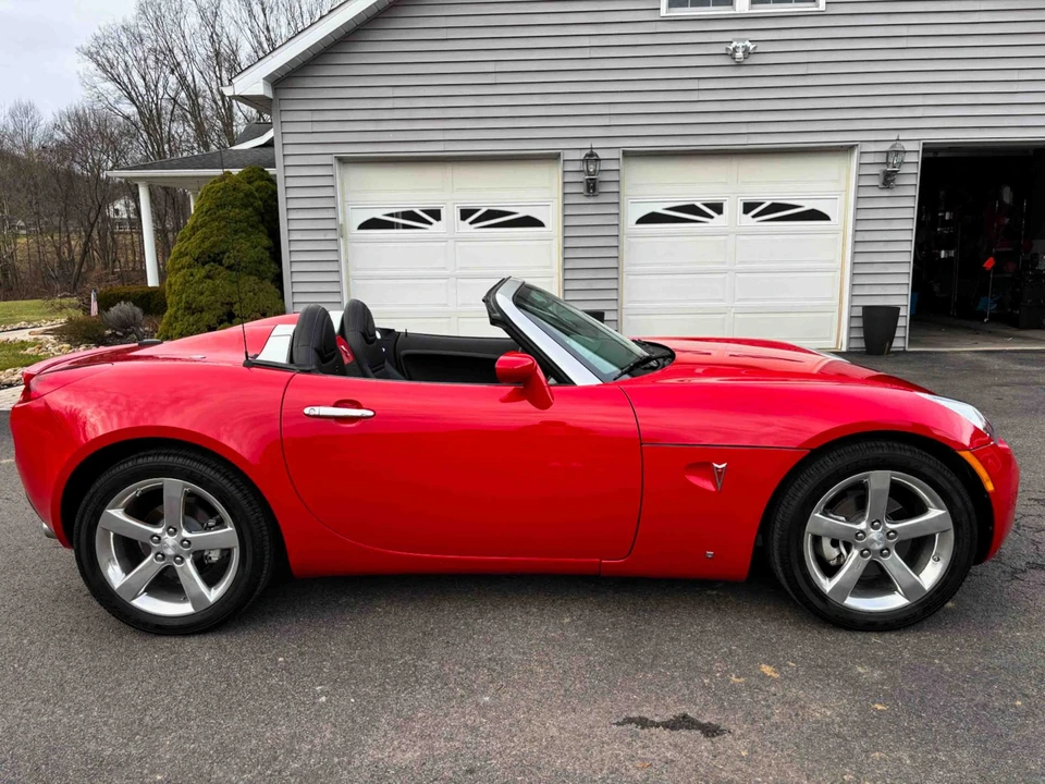 2008 Pontiac Solstice - Image 8 of 31