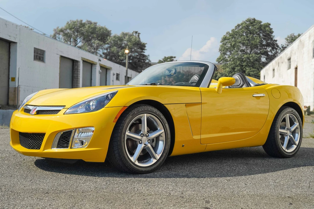 2008 Saturn Sky Red Line - Image 3 of 31