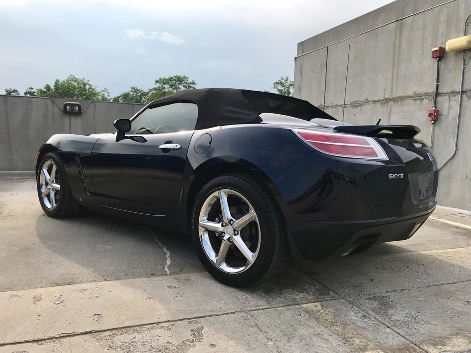 2008 Saturn Sky Red Line - Image 5 of 31