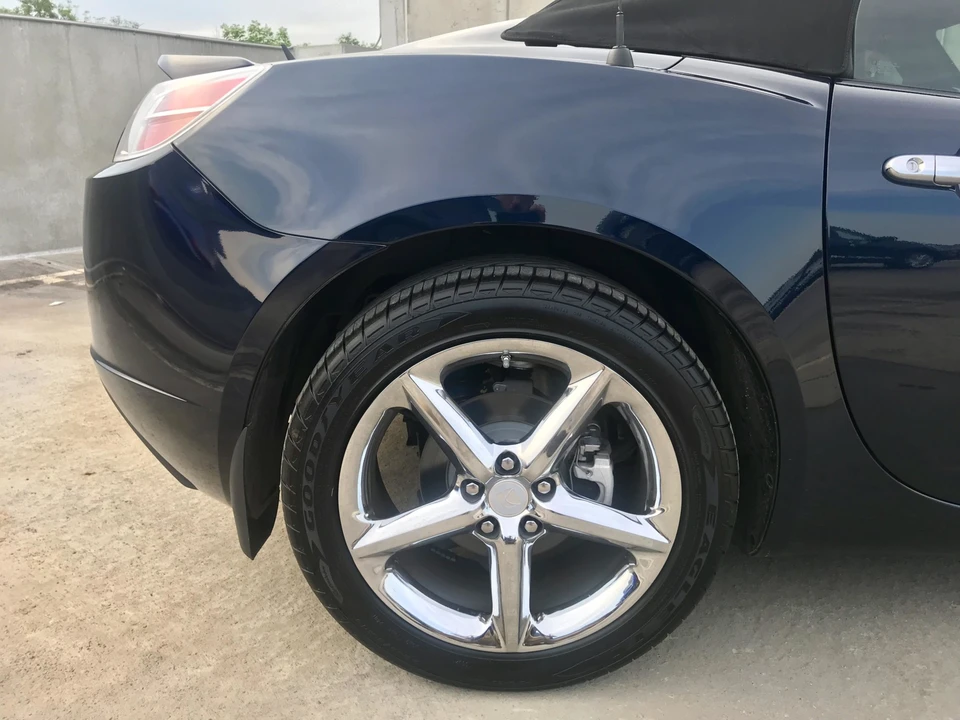 2008 Saturn Sky Red Line - Image 17 of 31