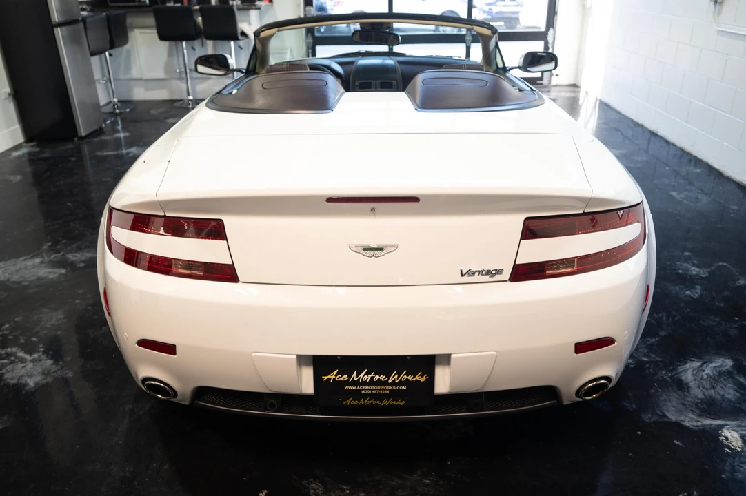 2009 Aston Martin V8 Vantage (2006-2017) - Image 10 of 31