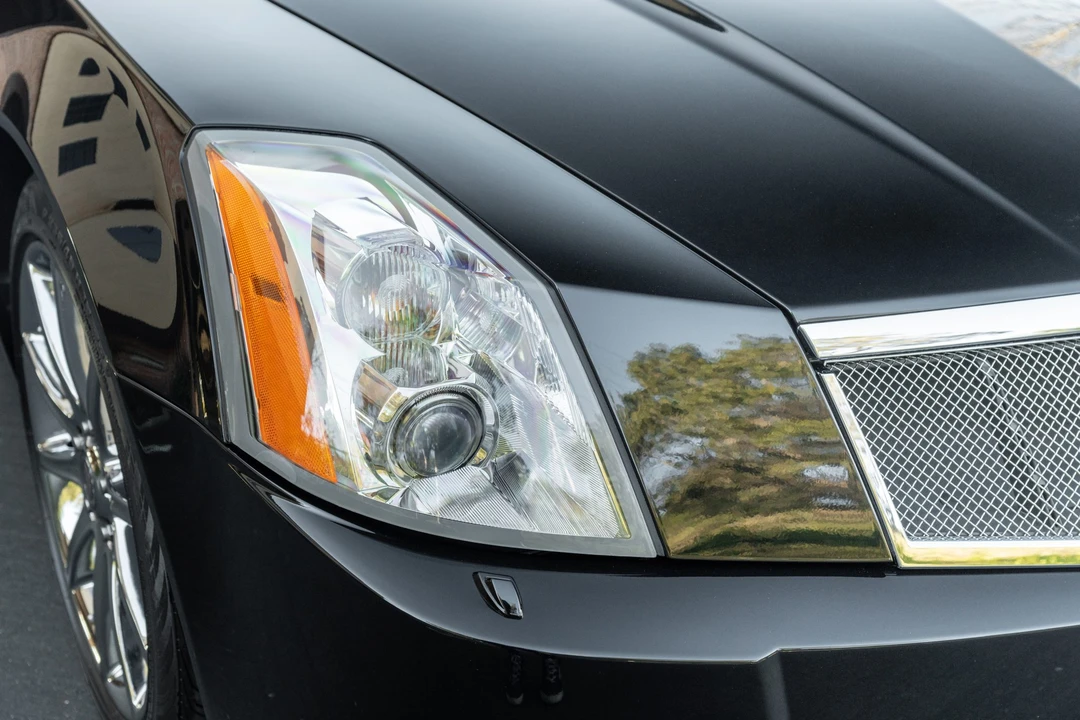 2009 Cadillac XLR-V - Image 20 of 31