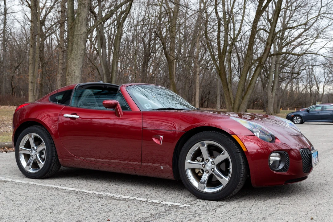 2009 Pontiac Solstice GXP - Image 16 of 31