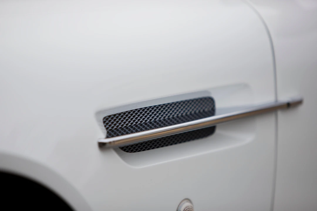 2010 Aston Martin DB9 - Image 22 of 31