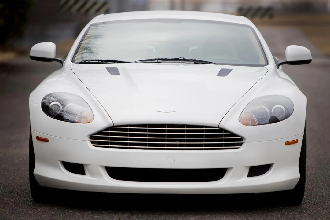 2010 Aston Martin DB9 - Image 14 of 31