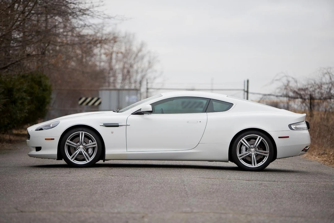 2010 Aston Martin DB9 - Image 10 of 31