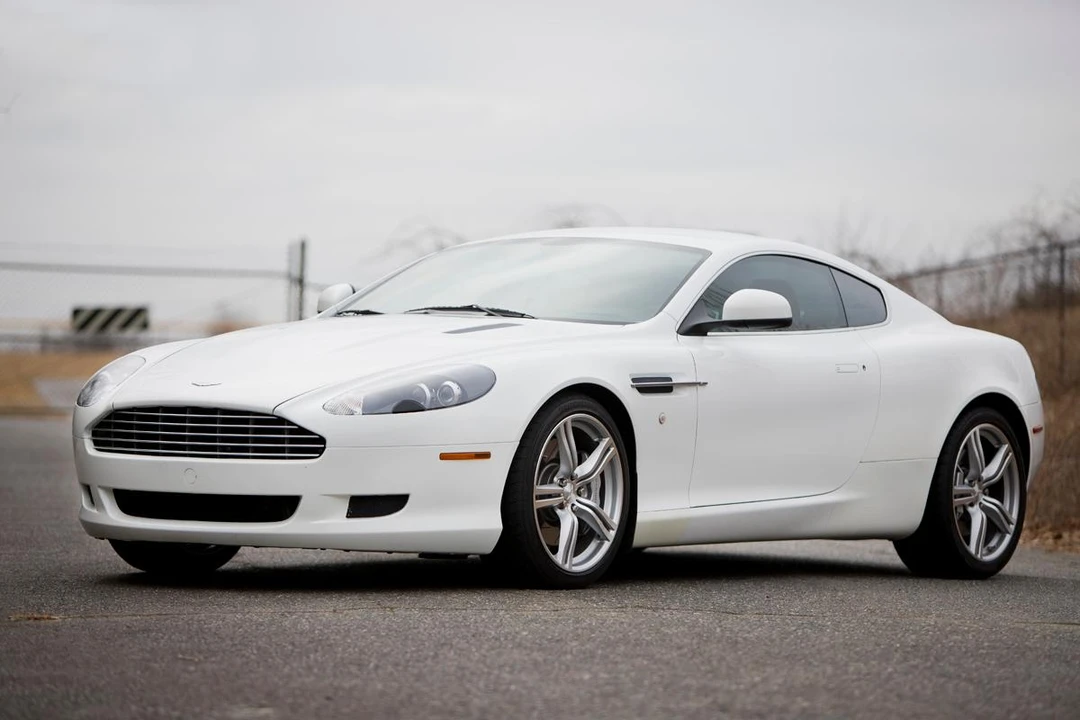 2010 Aston Martin DB9 - Image 12 of 31