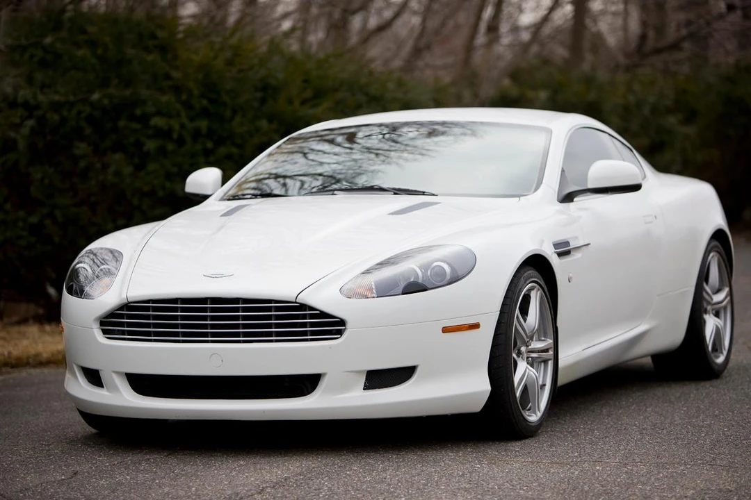 2010 Aston Martin DB9 - Image 13 of 31