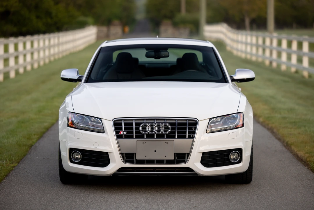 2010 Audi B8 S5 - Image 14 of 31
