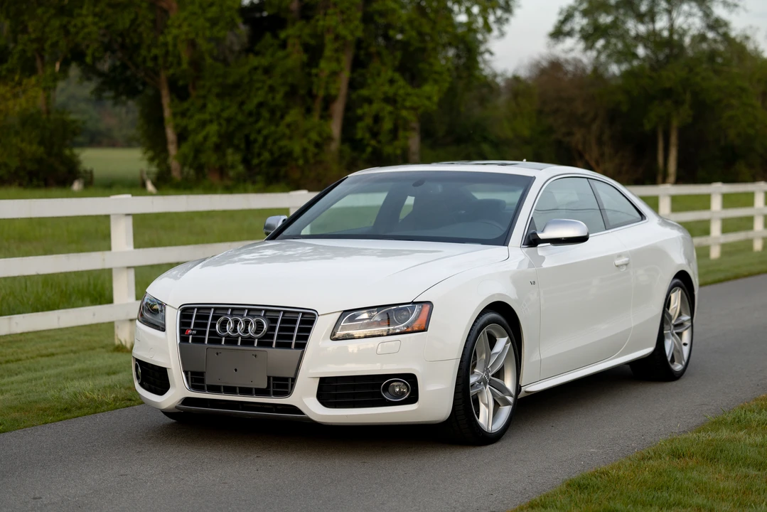 2010 Audi B8 S5 - Image 8 of 31