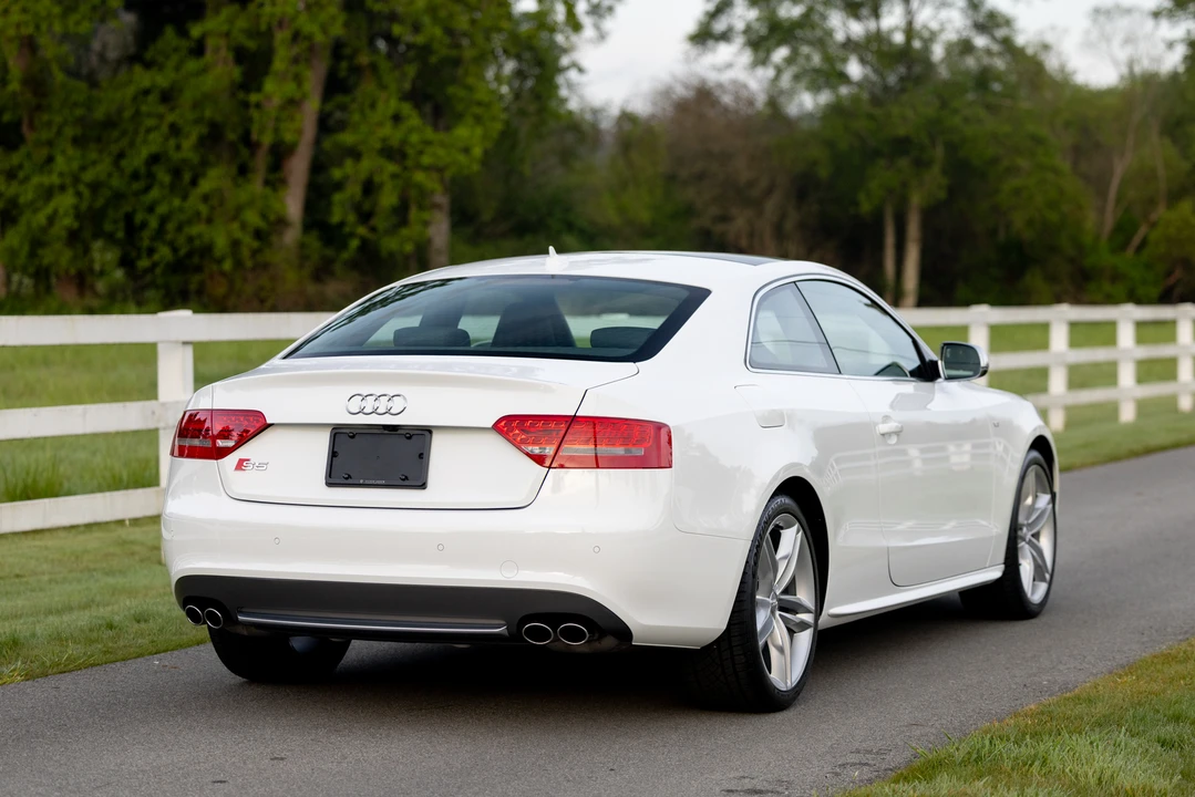 2010 Audi B8 S5 - Image 24 of 31
