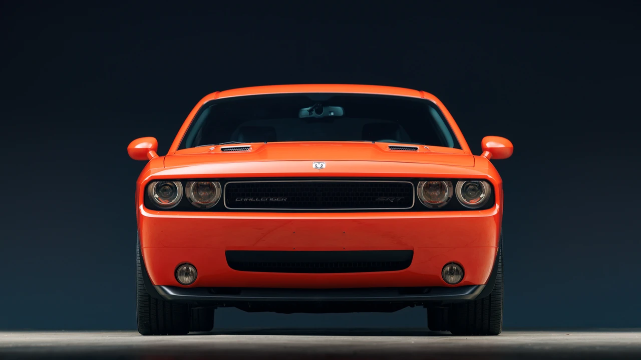2010 Dodge Challenger SRT8 & 392 3rd Gen - Image 20 of 31