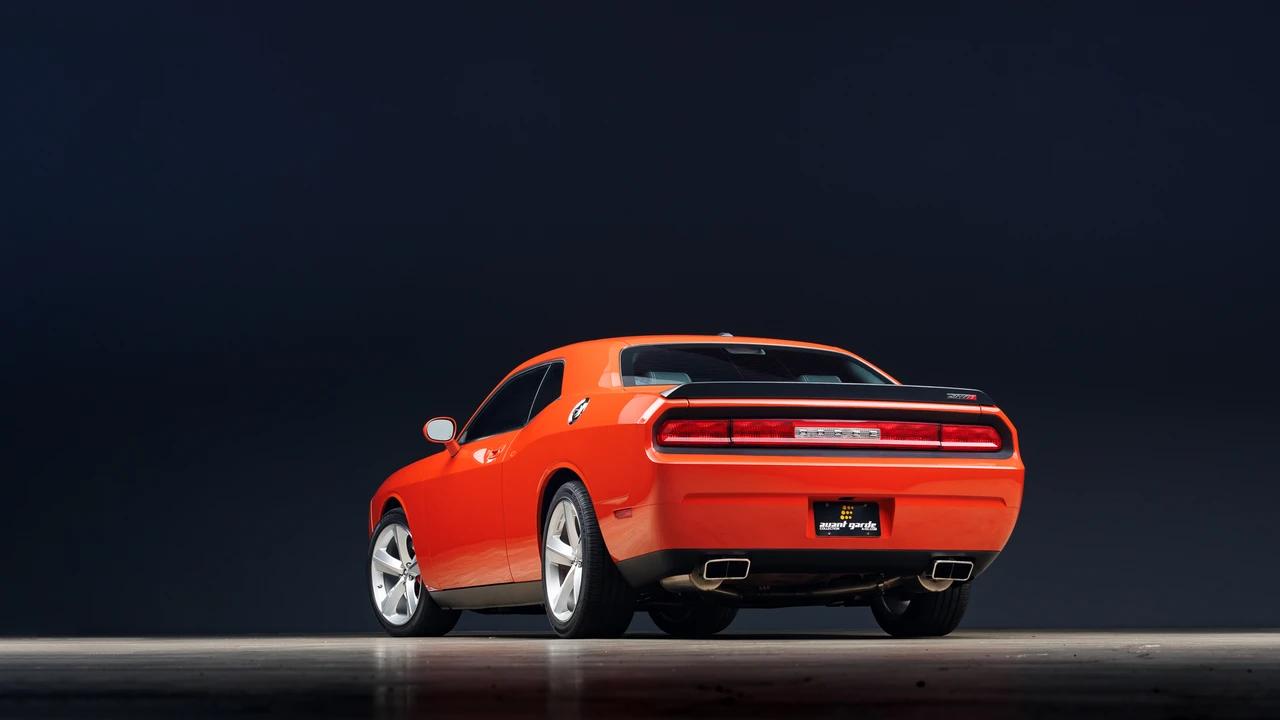 2010 Dodge Challenger SRT8 & 392 3rd Gen - Image 6 of 31