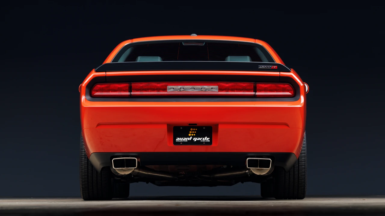 2010 Dodge Challenger SRT8 & 392 3rd Gen - Image 9 of 31