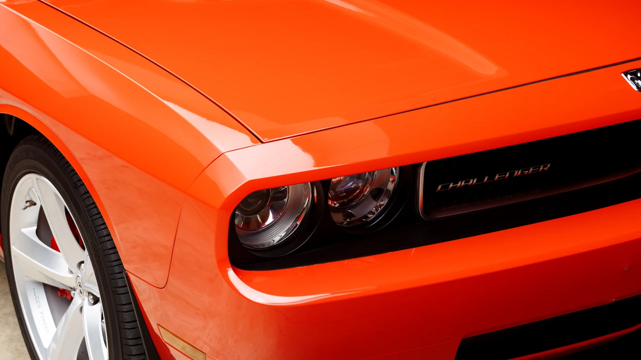 2010 Dodge Challenger SRT8 & 392 3rd Gen - Image 26 of 31