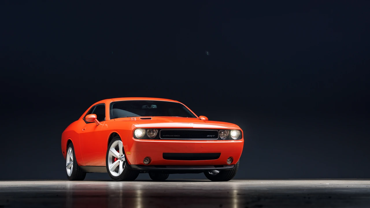 2010 Dodge Challenger SRT8 & 392 3rd Gen - Image 16 of 31