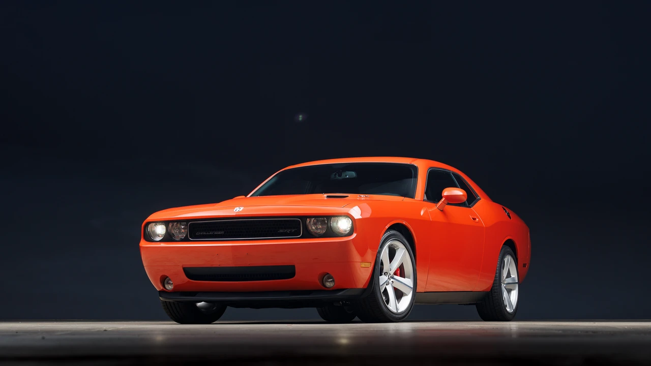2010 Dodge Challenger SRT8 & 392 3rd Gen - Image 2 of 31