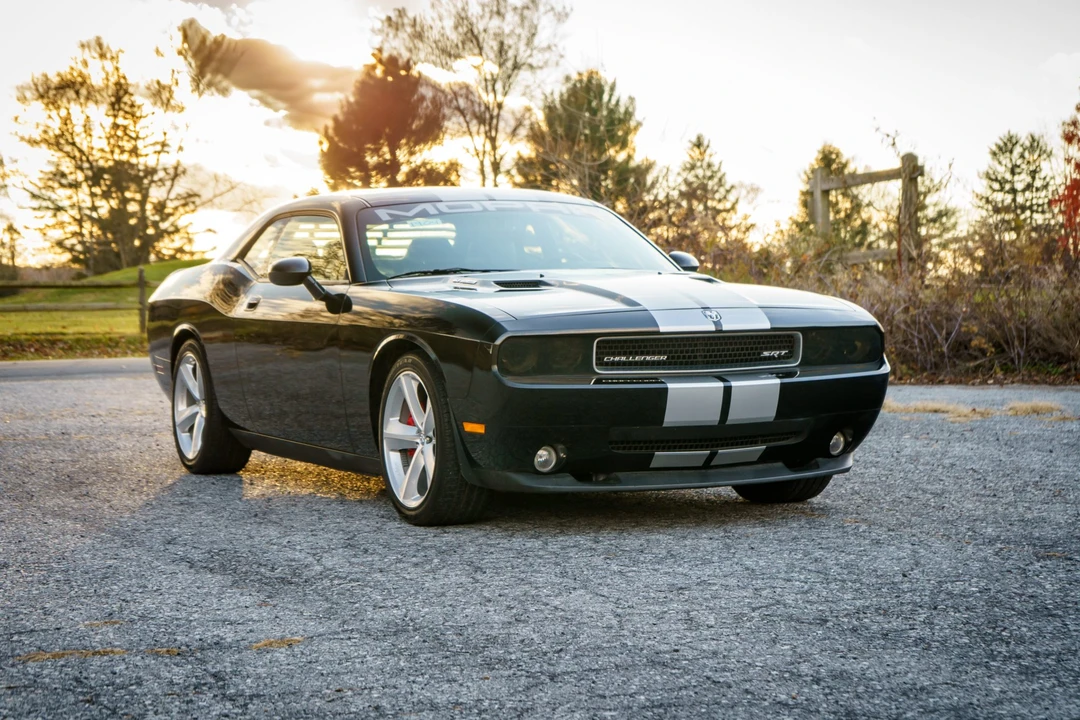 2010 Dodge Challenger SRT8 & 392 3rd Gen - Image 9 of 31