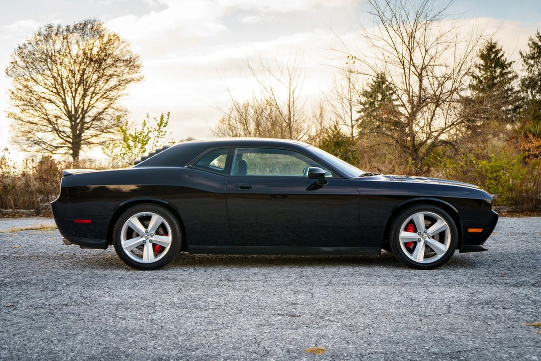 2010 Dodge Challenger SRT8 & 392 3rd Gen - Image 11 of 31