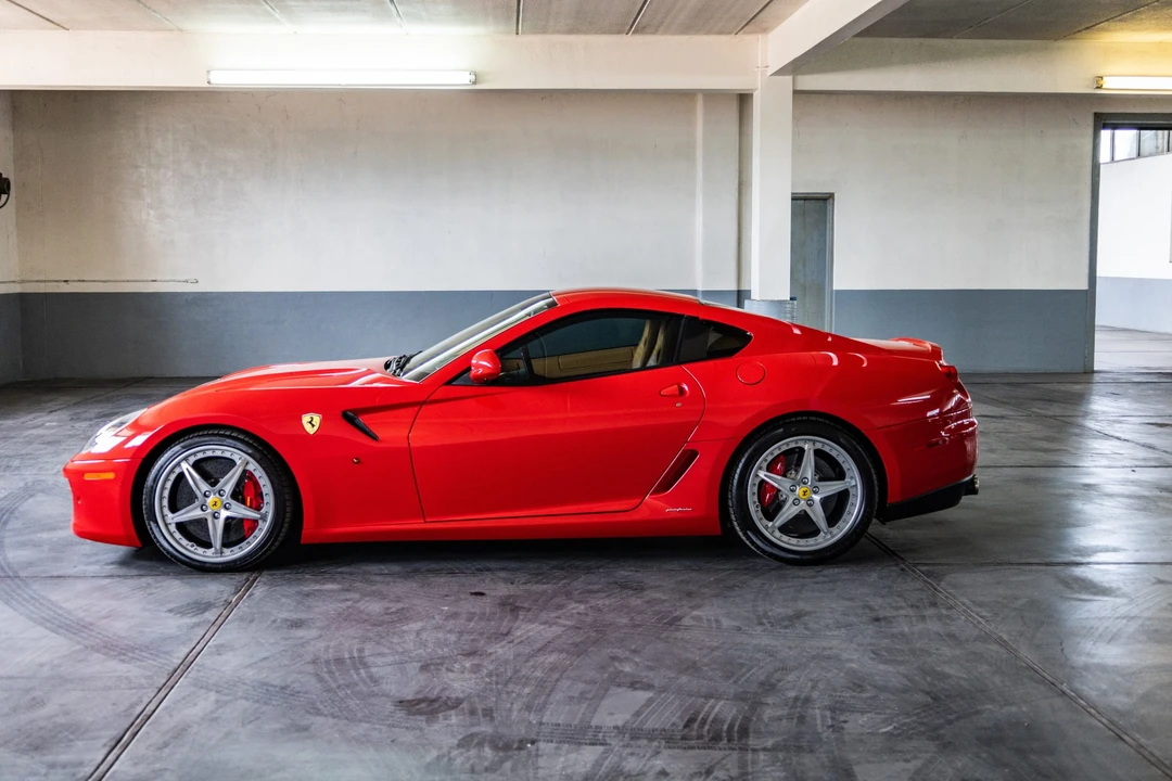 2010 Ferrari 599 GTB Fiorano - Image 16 of 31
