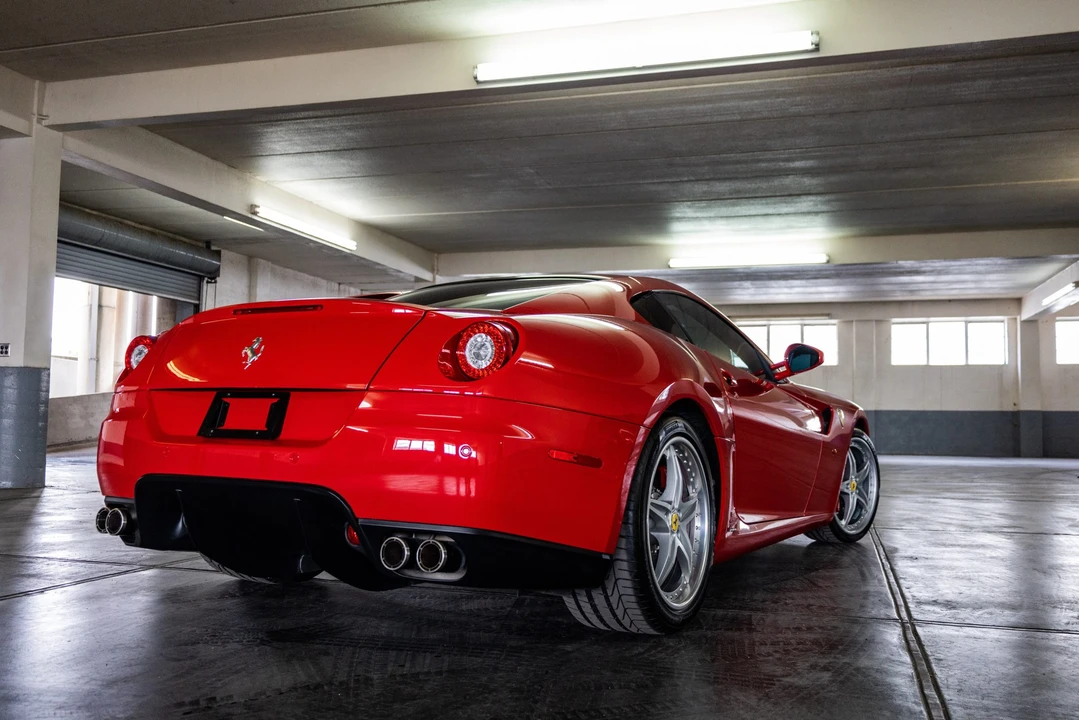 2010 Ferrari 599 GTB Fiorano - Image 24 of 31
