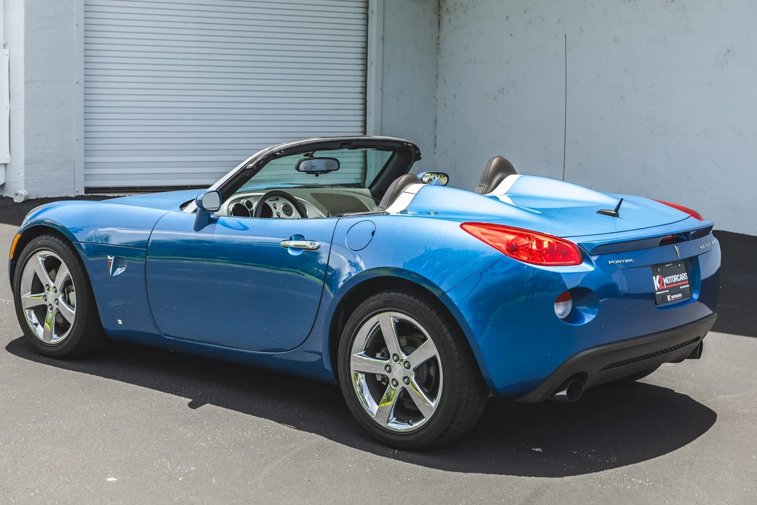 2010 Pontiac Solstice GXP - Image 12 of 31