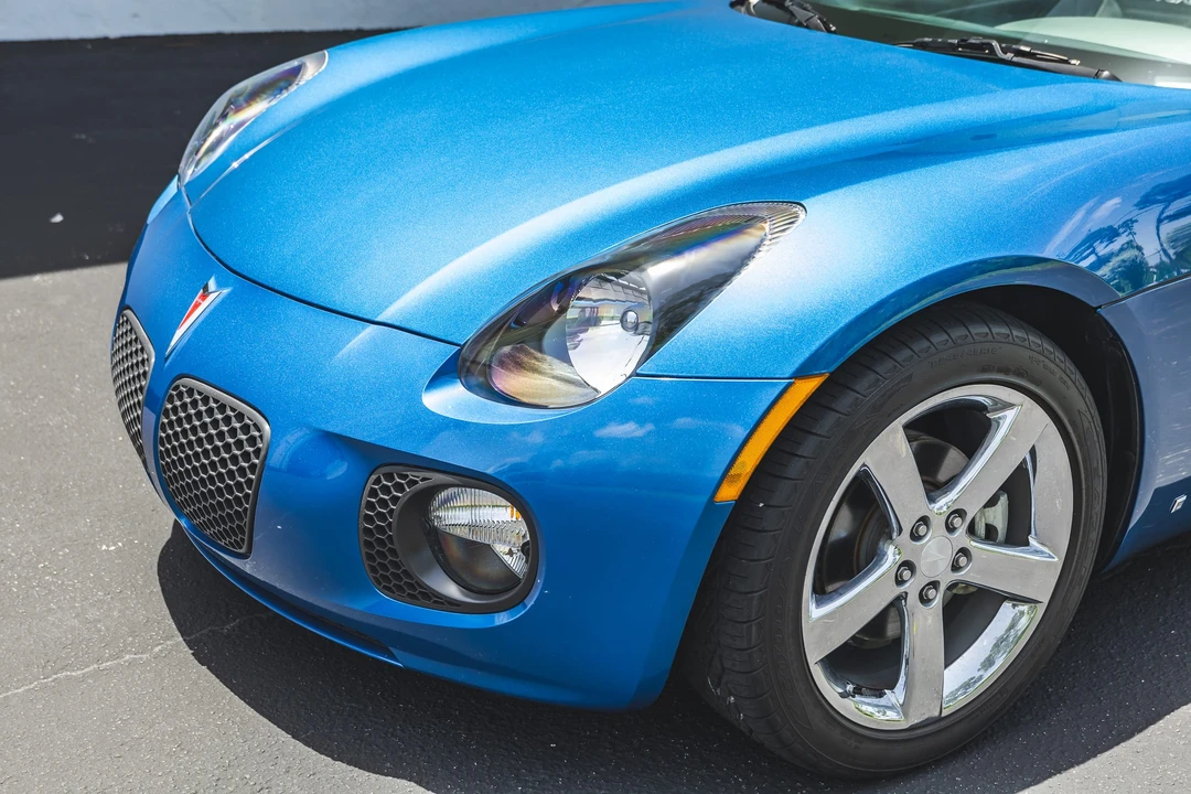 2010 Pontiac Solstice GXP - Image 30 of 31
