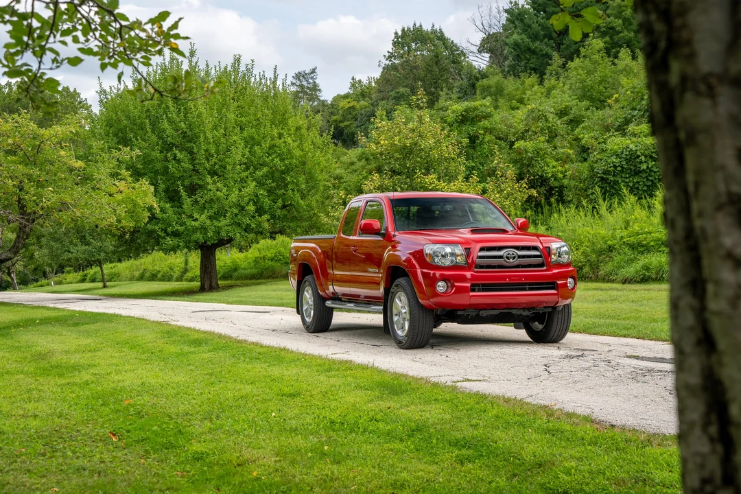 2010 Toyota Tacoma 2nd Gen - Image 27 of 31