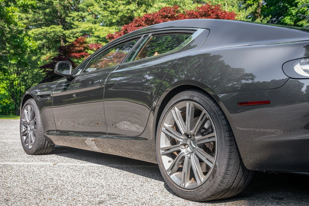 2011 Aston Martin Rapide - Image 11 of 31