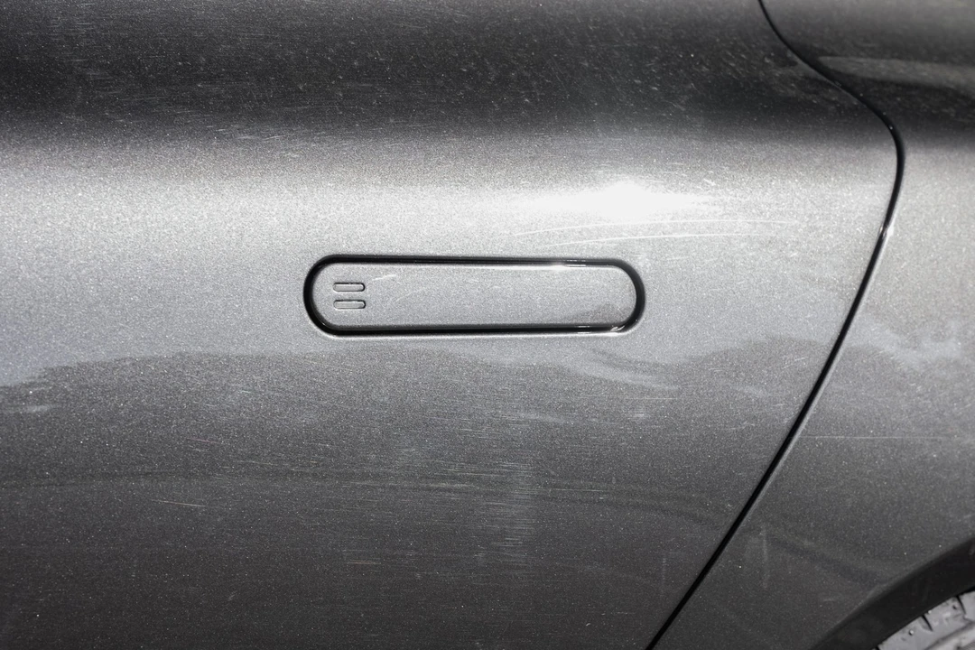 2011 Aston Martin Rapide - Image 21 of 31