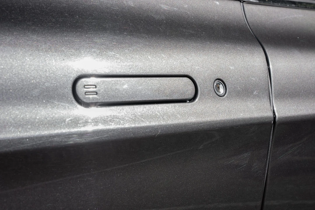 2011 Aston Martin Rapide - Image 19 of 31