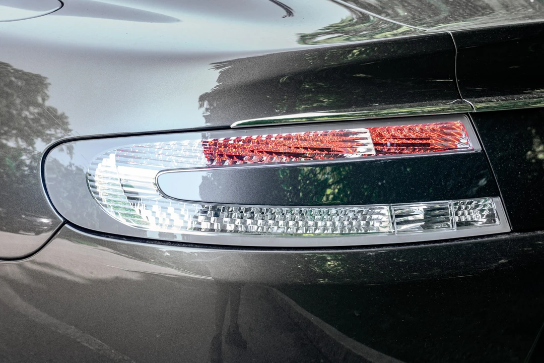2011 Aston Martin Rapide - Image 13 of 31