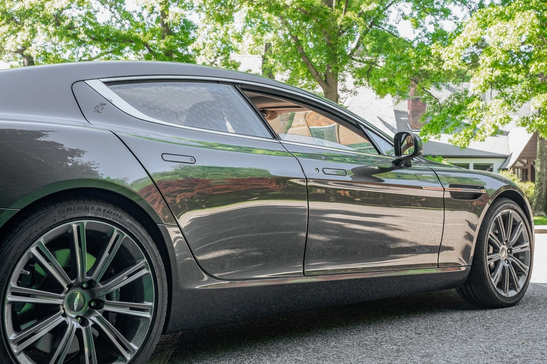 2011 Aston Martin Rapide - Image 15 of 31