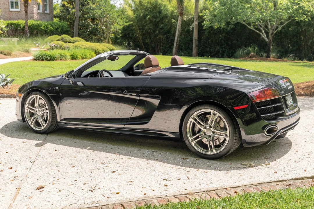2011 Audi 42 R8 - Image 4 of 31