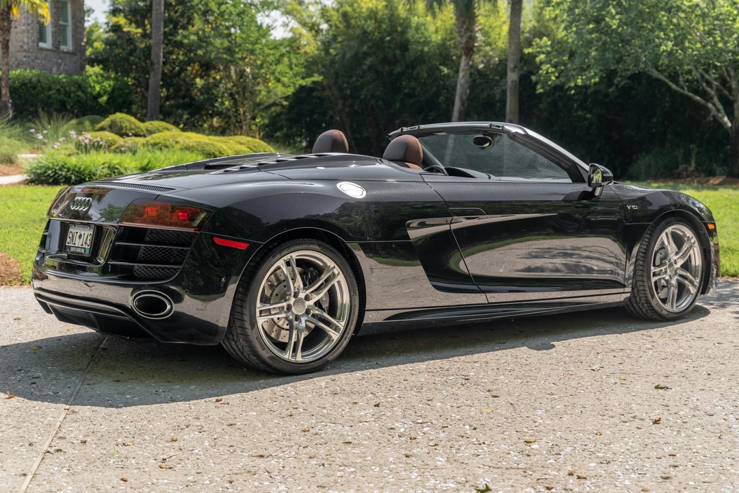 2011 Audi 42 R8 - Image 6 of 31