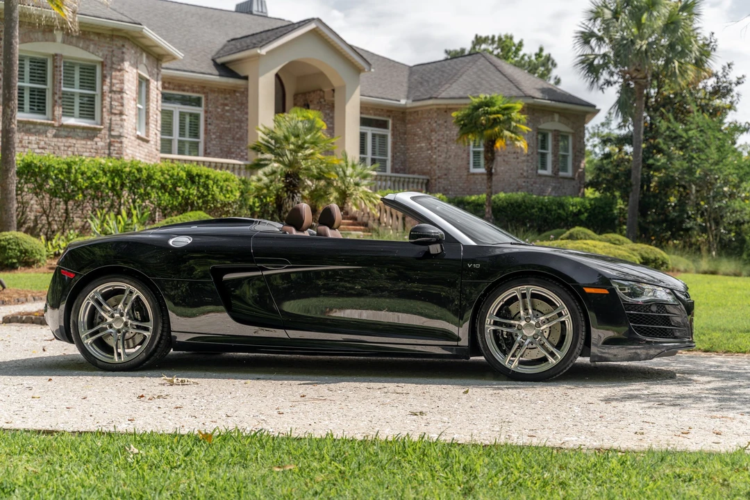 2011 Audi 42 R8 - Image 7 of 31