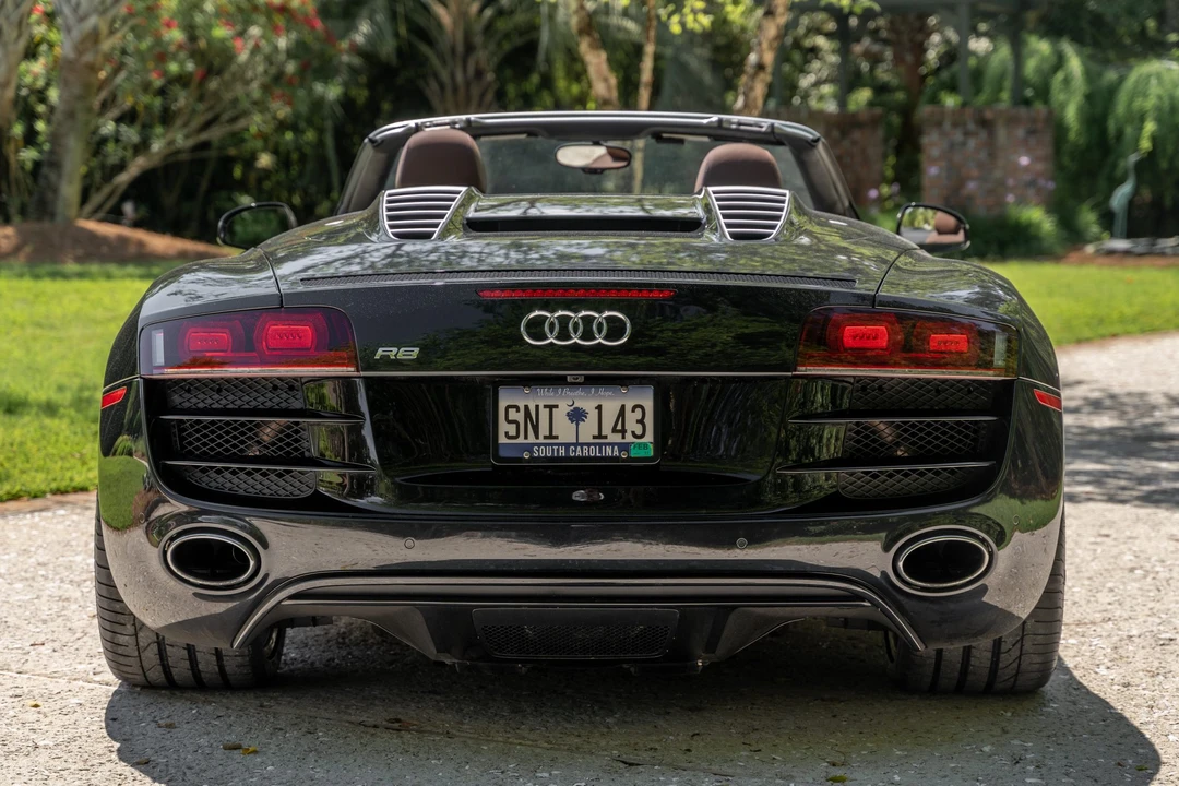 2011 Audi 42 R8 - Image 5 of 31