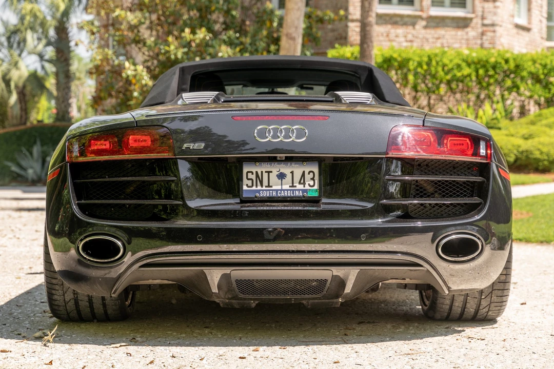 2011 Audi 42 R8 - Image 13 of 31