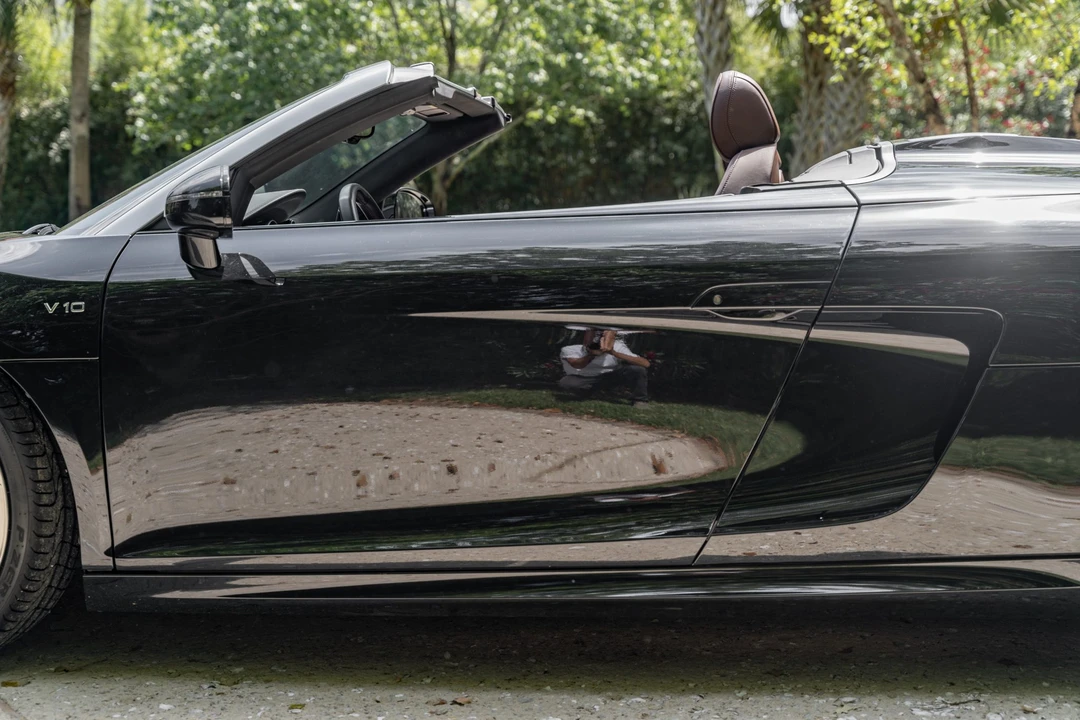 2011 Audi 42 R8 - Image 26 of 31